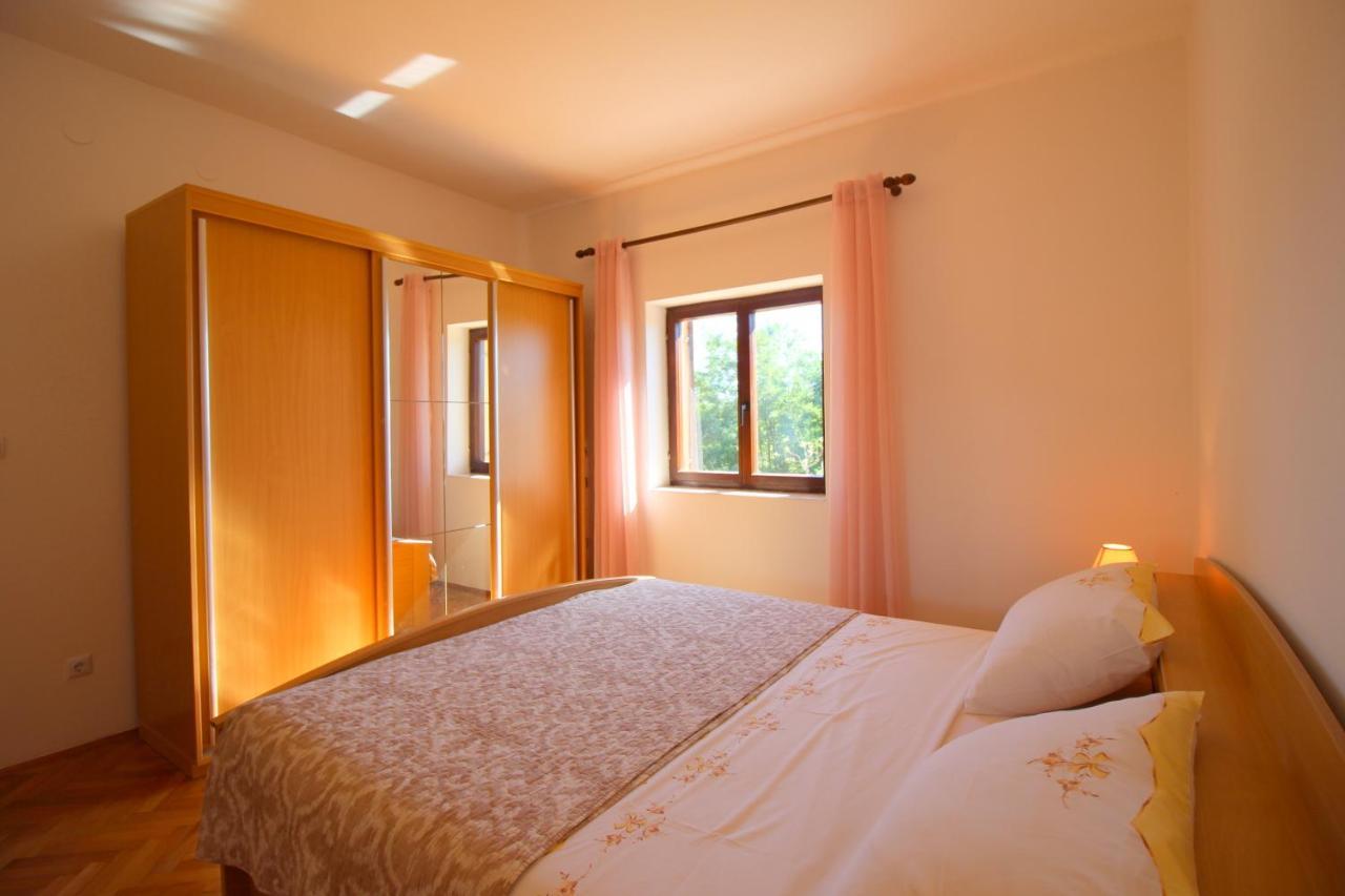 Apartment Liliana Near Beach โปเรช ภายนอก รูปภาพ